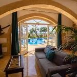 Bebbuxa Holiday home *