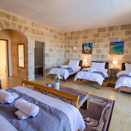 Bebbuxa Ferienhaus Għarb