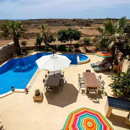 Bebbuxa Hébergement de vacances