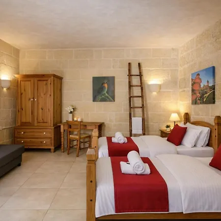 Bebbuxa * Gharb (Gozo)